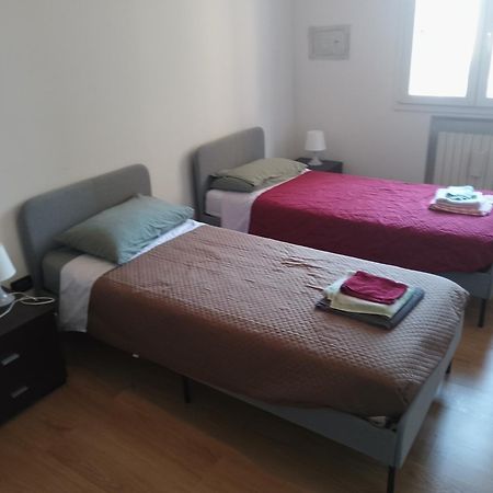 Bologna Quartiere Savena - Appartamento Di Stefano الغرفة الصورة